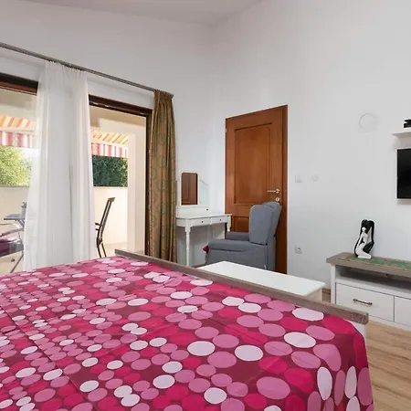 Jedro Apartment *